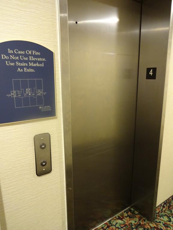 Lexington Inn ニューヨーク エクステリア 写真